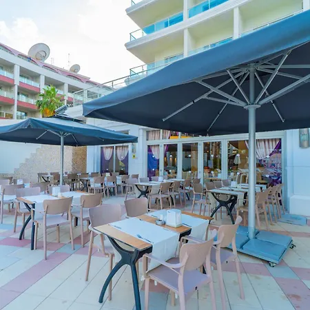 Pineta Park Deluxe 酒店