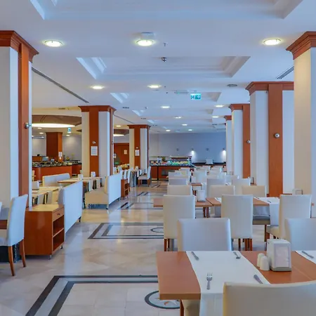 Pineta Park Deluxe 酒店 马尔马里斯