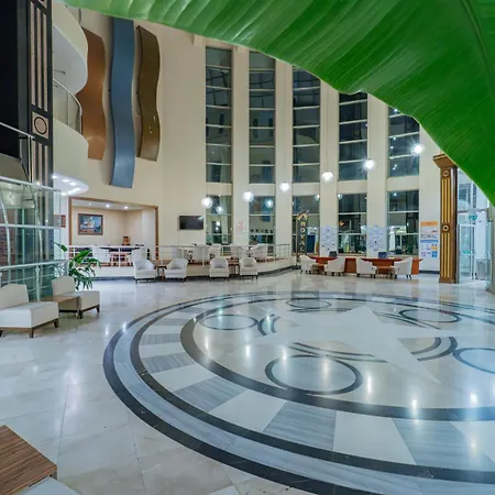 酒店 Pineta Park Deluxe 马尔马里斯